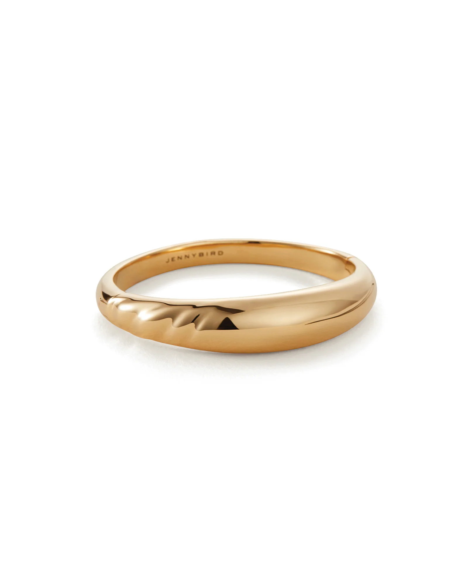 Nelle Bangle