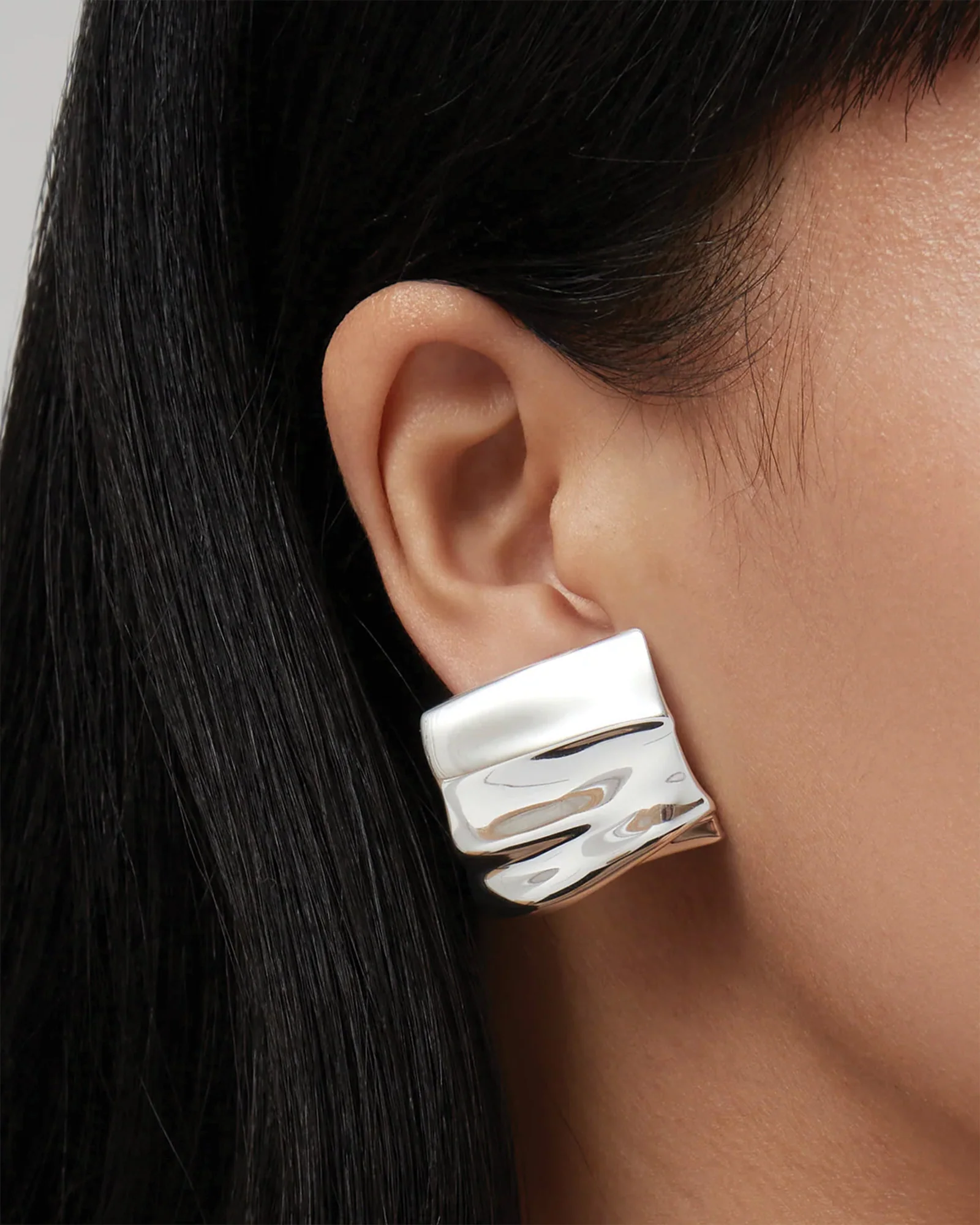 Sundra Earrings - Image 4