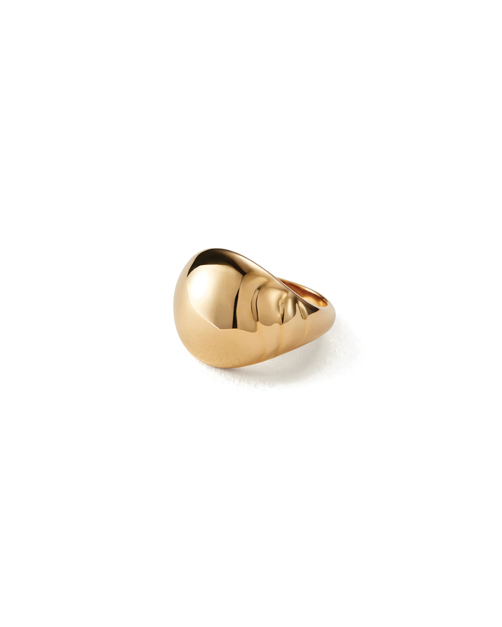 Nelle Ring