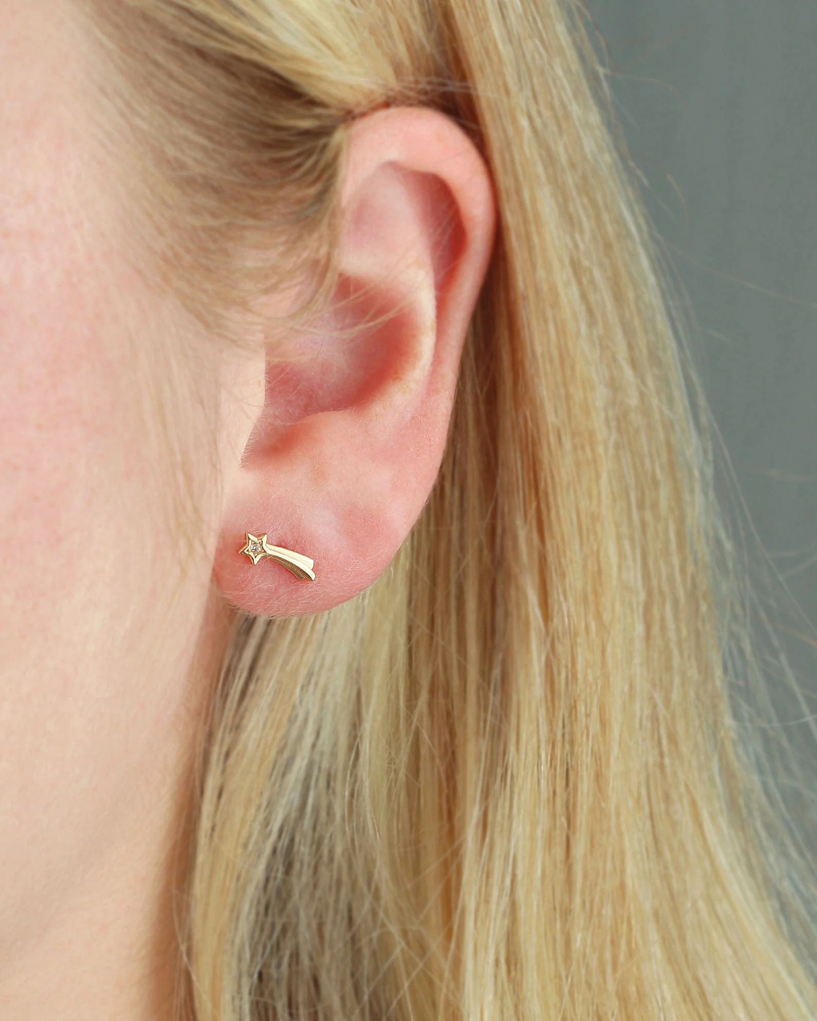 Shooting Star Stud Earrings - Image 4
