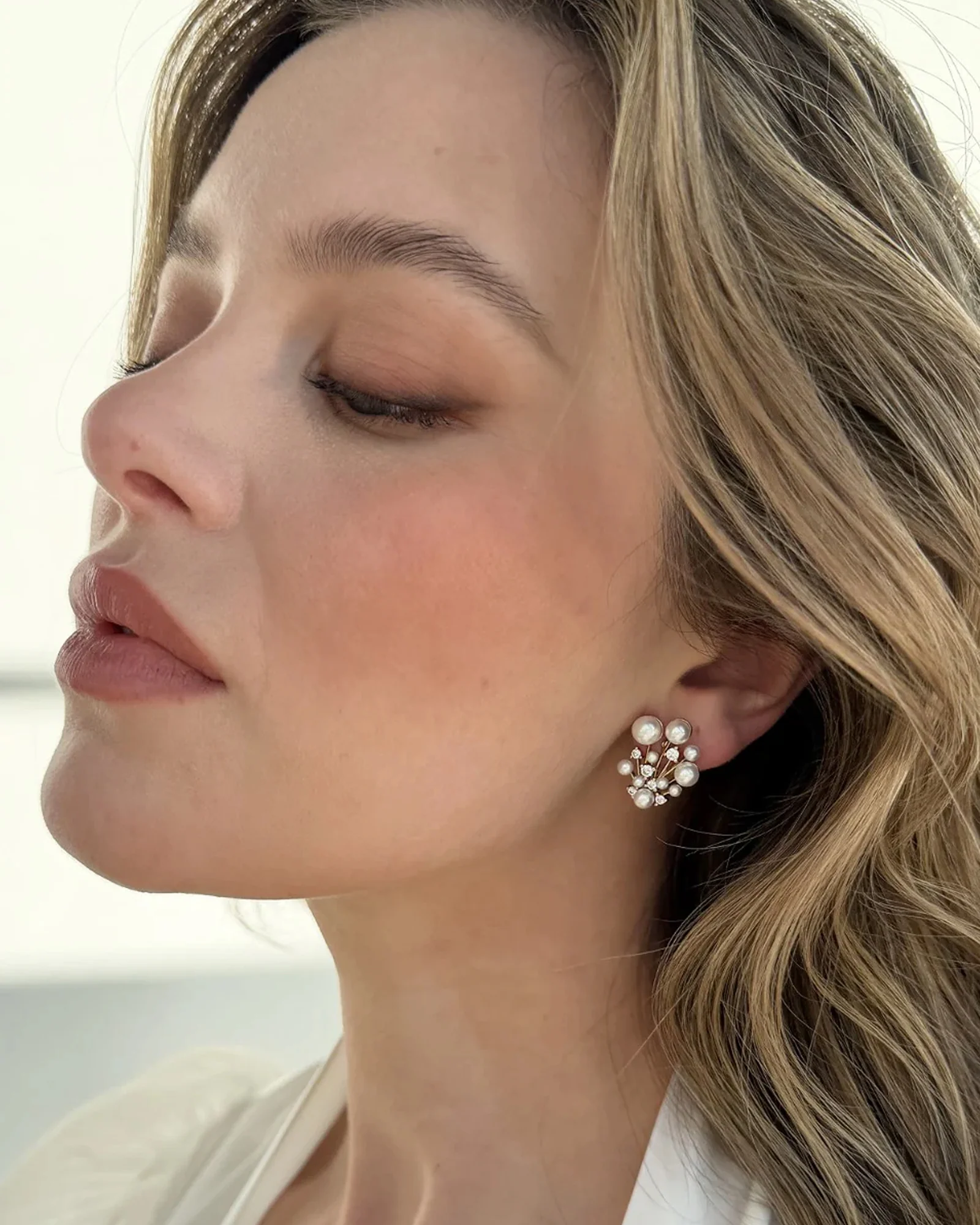 Julianna Studs - Image 2